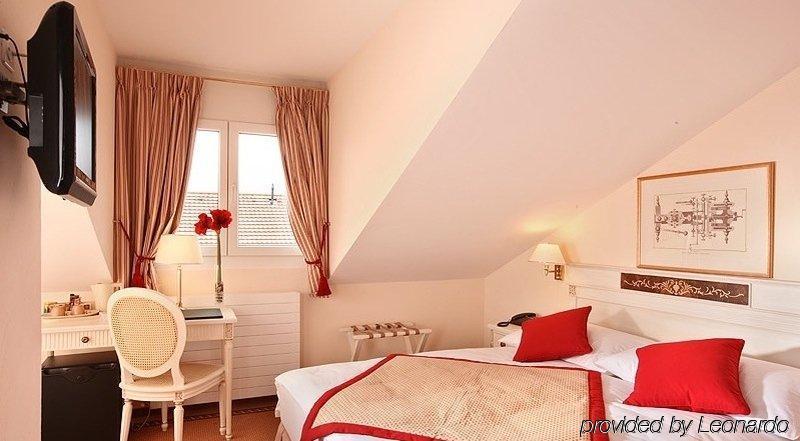 Hotel Des Horlogers Plan-les-Ouattes Room photo